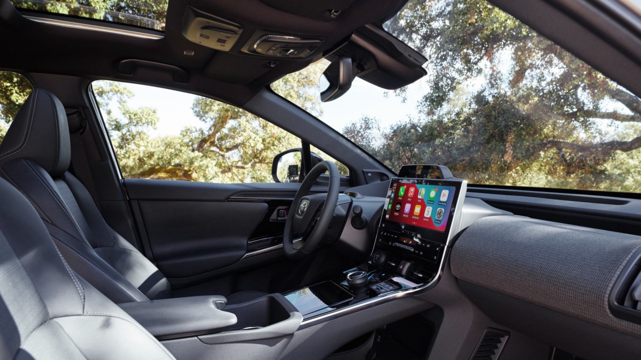 Toyota bZ4X interior multimedia