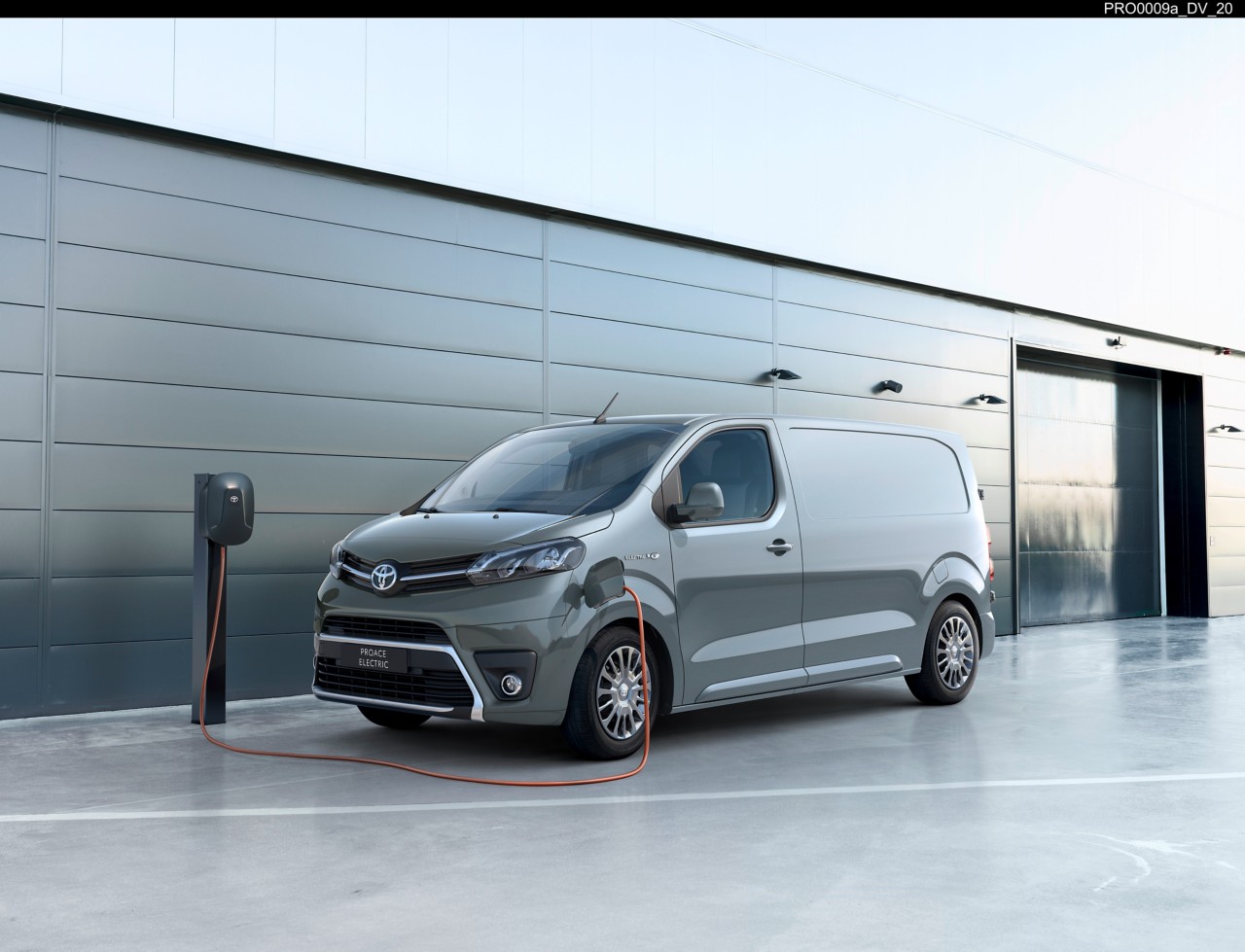 Toyota Proace Electric charging