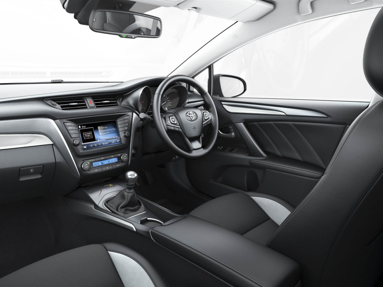 Toyota Avensis interior