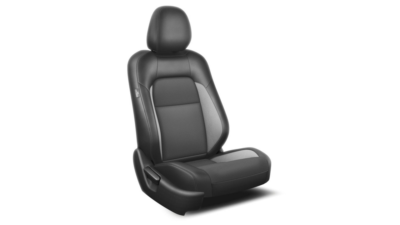 Toyota Avensis car seat