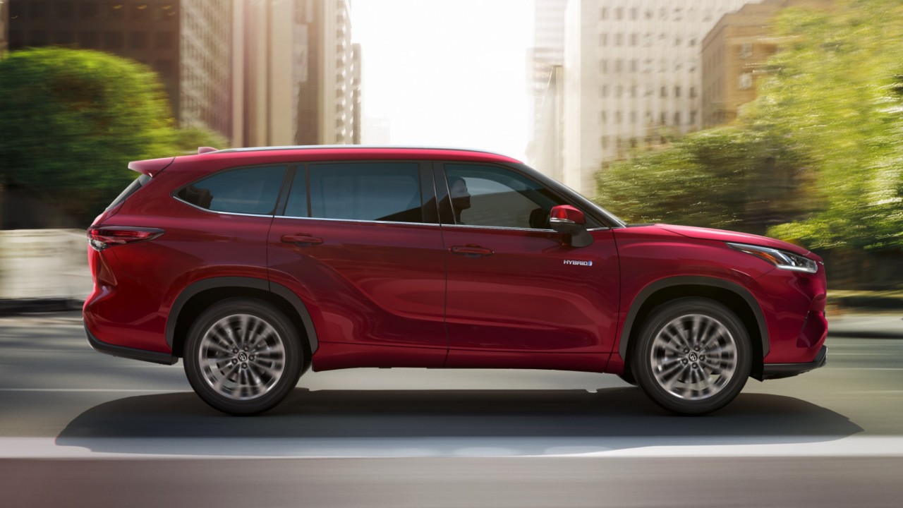Toyota Highlander | Discover Highlander Range | Toyota UK