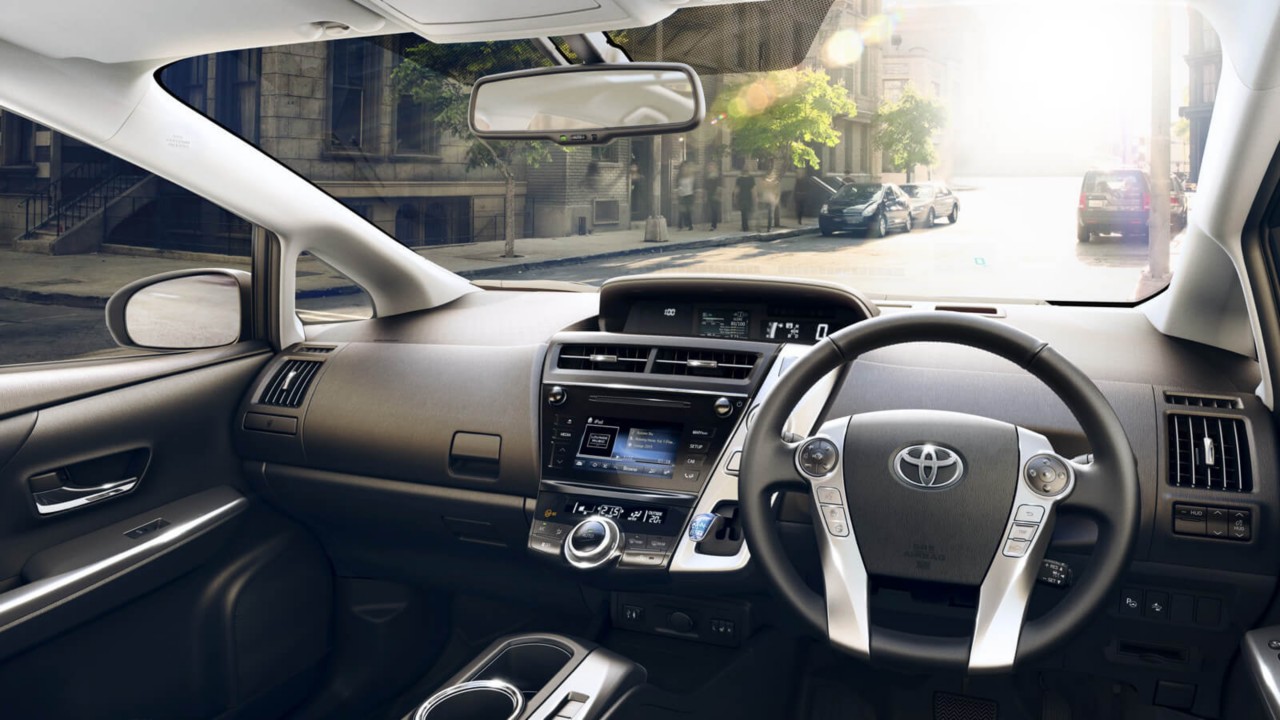 Toyota Prius+ front interior