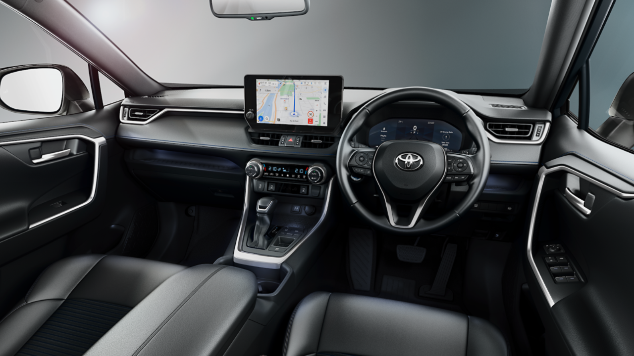 Toyota RAV4 interior multimedia