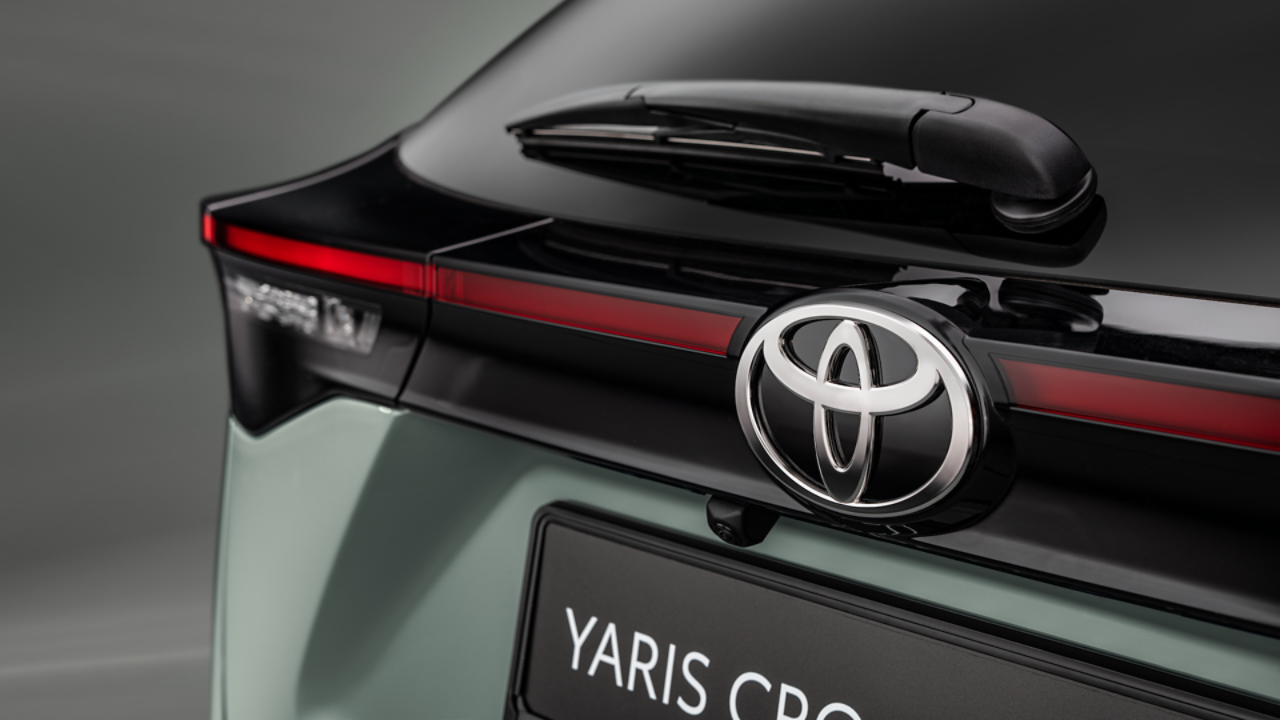 Toyota Yaris Cross back close up